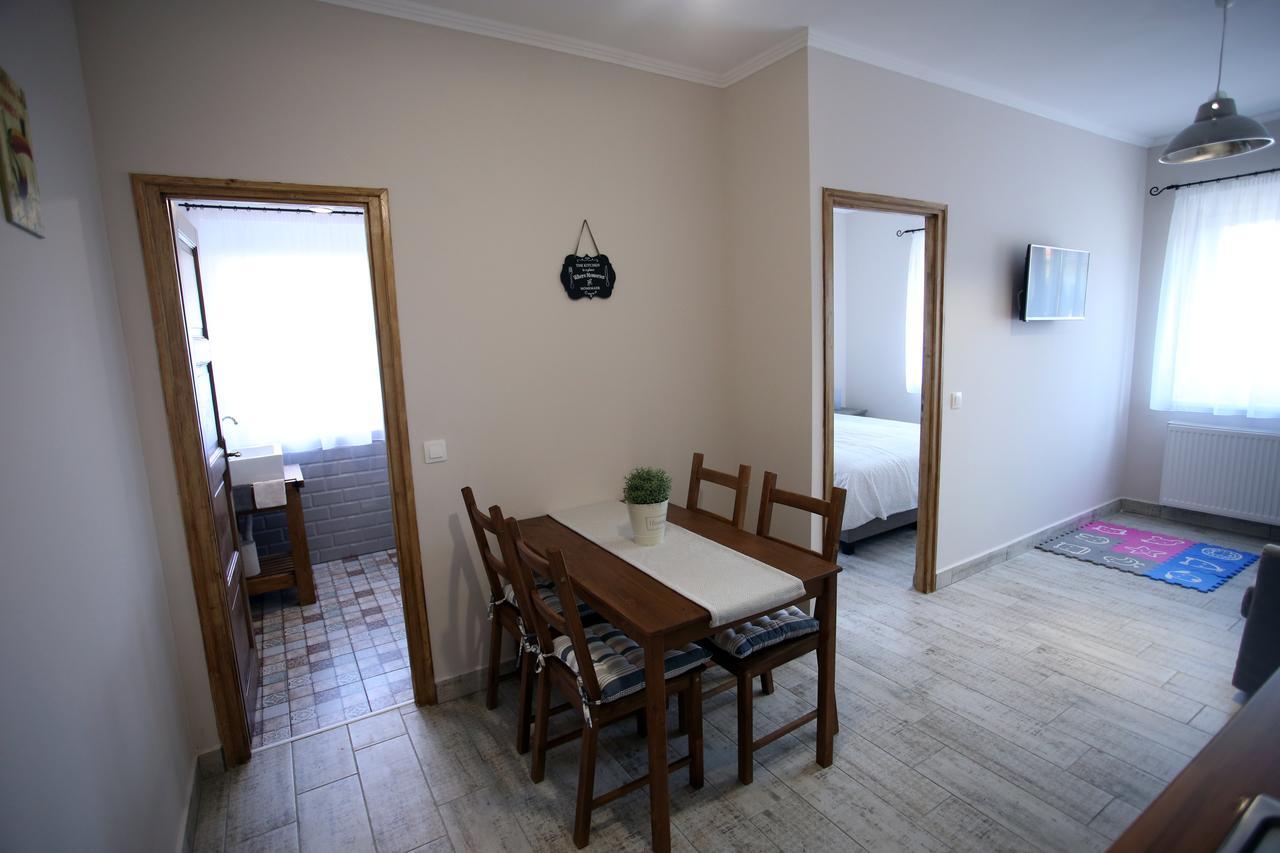 A Zoldbiciklis Haz Apartment Egerszalok Bagian luar foto