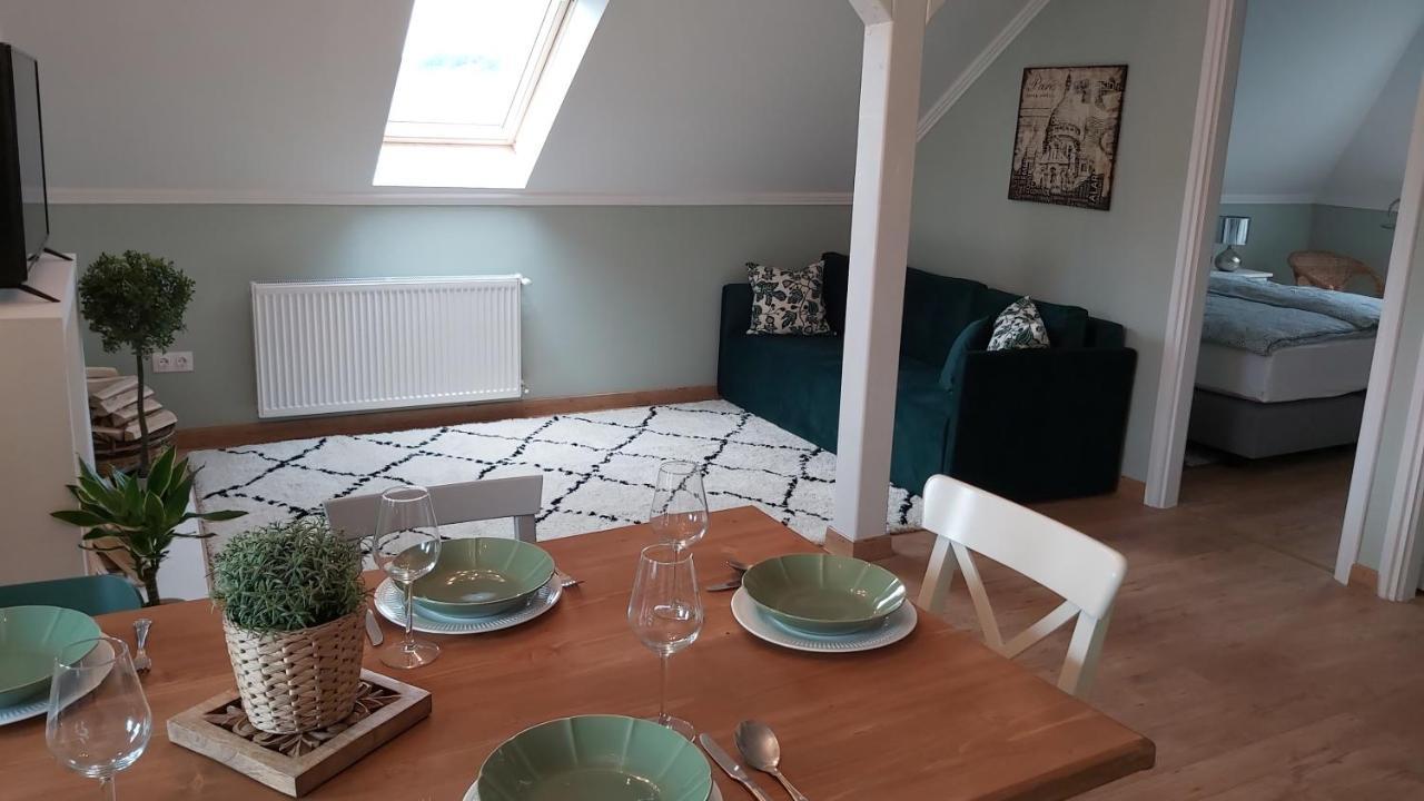 A Zoldbiciklis Haz Apartment Egerszalok Bagian luar foto