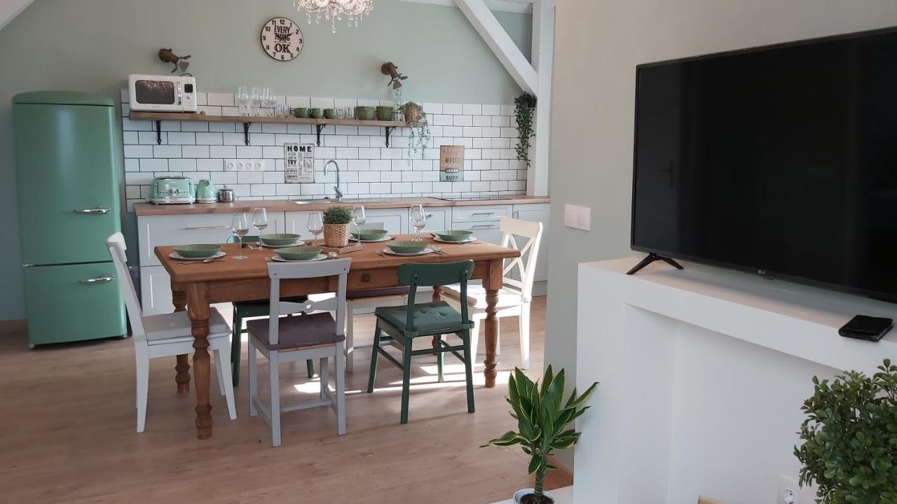 A Zoldbiciklis Haz Apartment Egerszalok Bagian luar foto